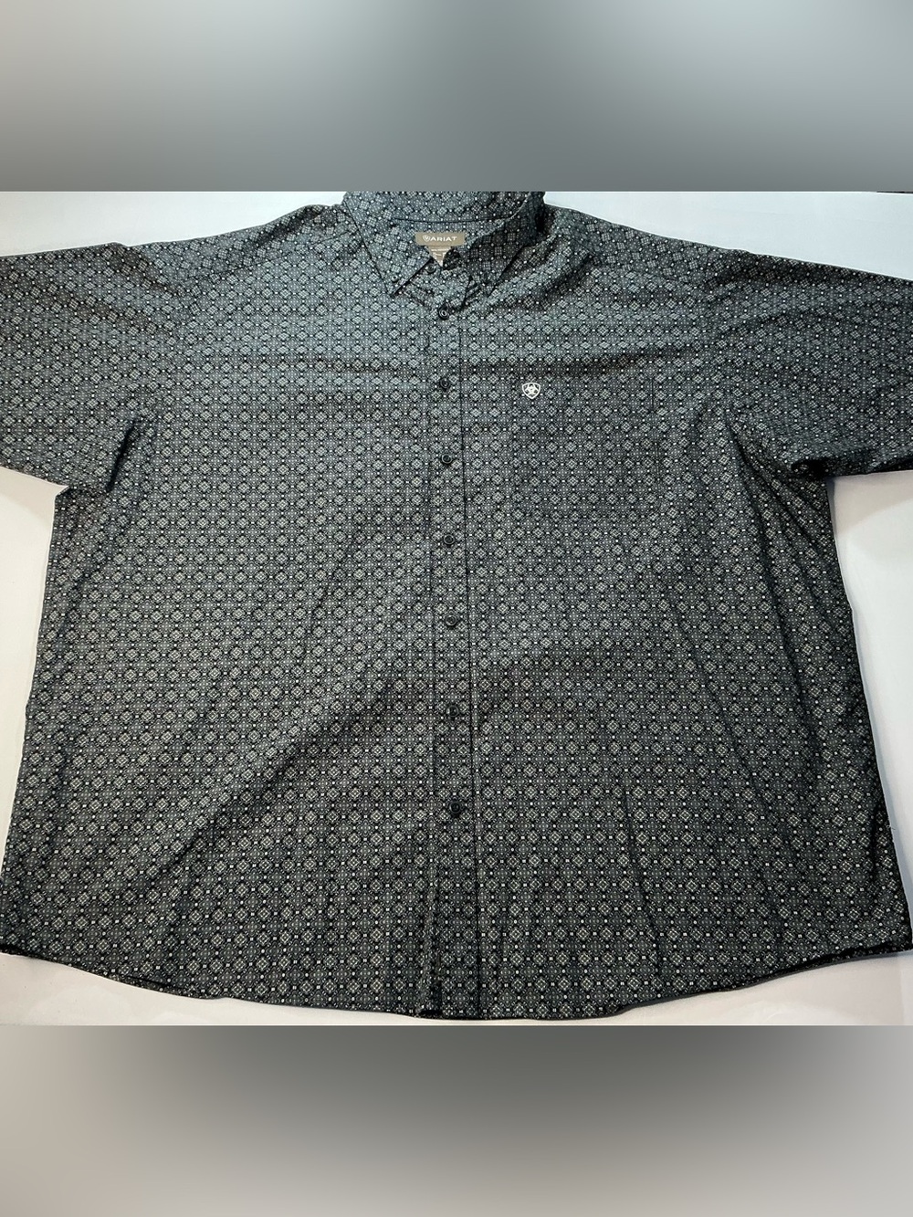 Ariat Men’s Black Geometric Button-Down Shirt